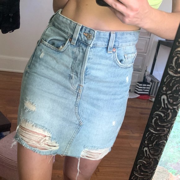 H&M Dresses & Skirts - 🚫SOLD🚫